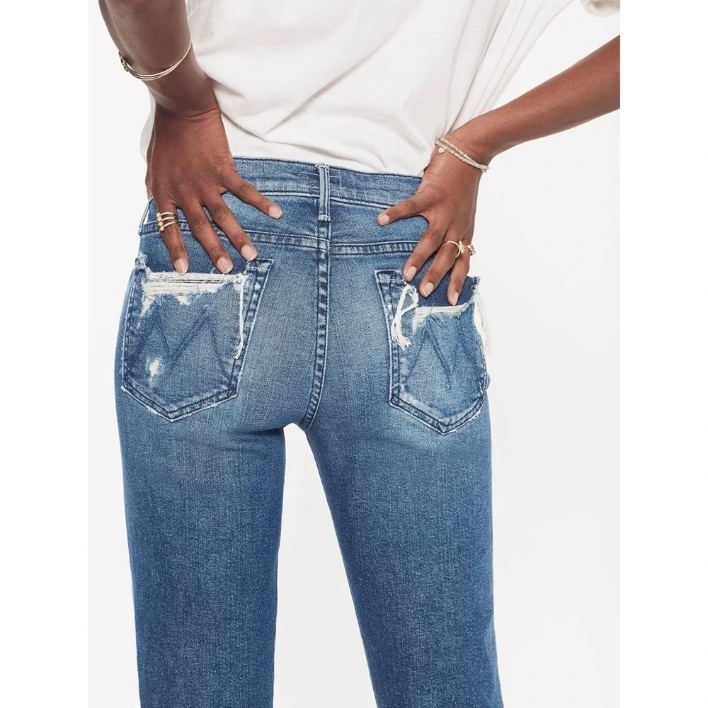 MOTHER The Rascal Ankle Chew Jeans Learning to Hula Distressed Straight Crop 26